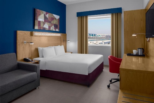Holiday Inn Express Dubai Airport image 10