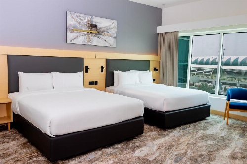 Holiday Inn Express Dubai Airport image 32